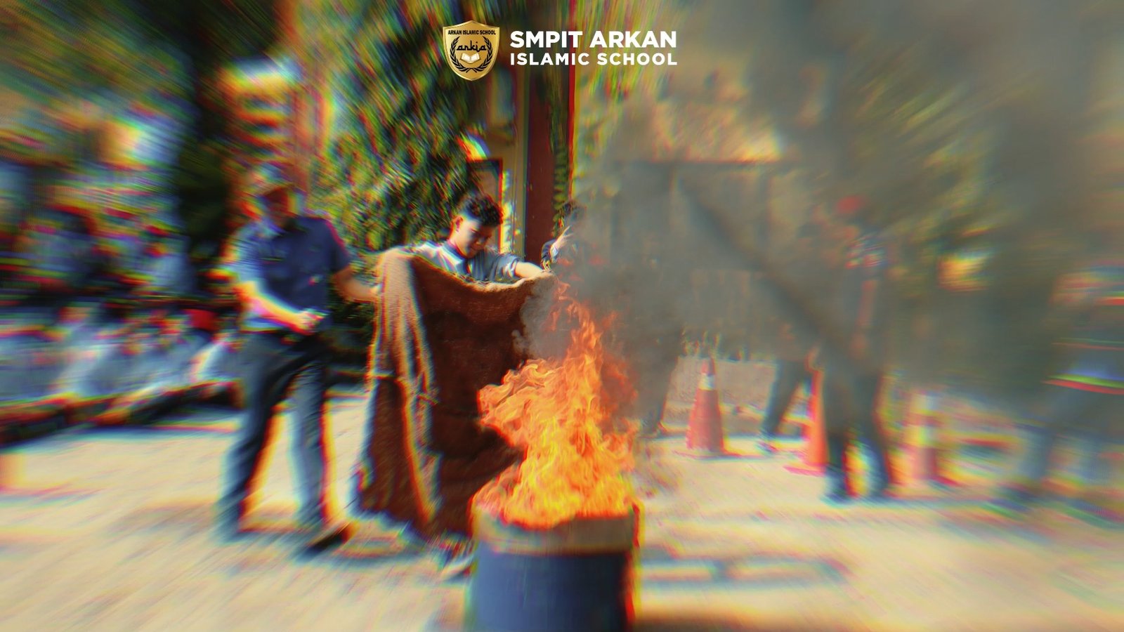 Alhamdulillah, rangkaian Masa Pengenalan Lingkungan Sekolah (MPLS) SMPIT Arkan Cendekia telah selesai.

Para siswa mengikuti berbagai kegiatan yang dirancang untuk mengenal lingkungan sekolah, membangun karakter Islami, menumbuhkan rasa percaya diri, serta mempererat ukhuwah bersama teman, guru, dan seluruh warga sekolah.

Terima kasih kepada seluruh panitia, guru, dan siswa yang telah berkontribusi menyukseskan MPLS tahun ini. Semoga setiap langkah yang diawali dengan niat yang baik menjadi awal perjalanan yang penuh ilmu, prestasi, dan keberkahan.

#MPLS2026 #SMPITArkanCendekia #arkanislamicschool